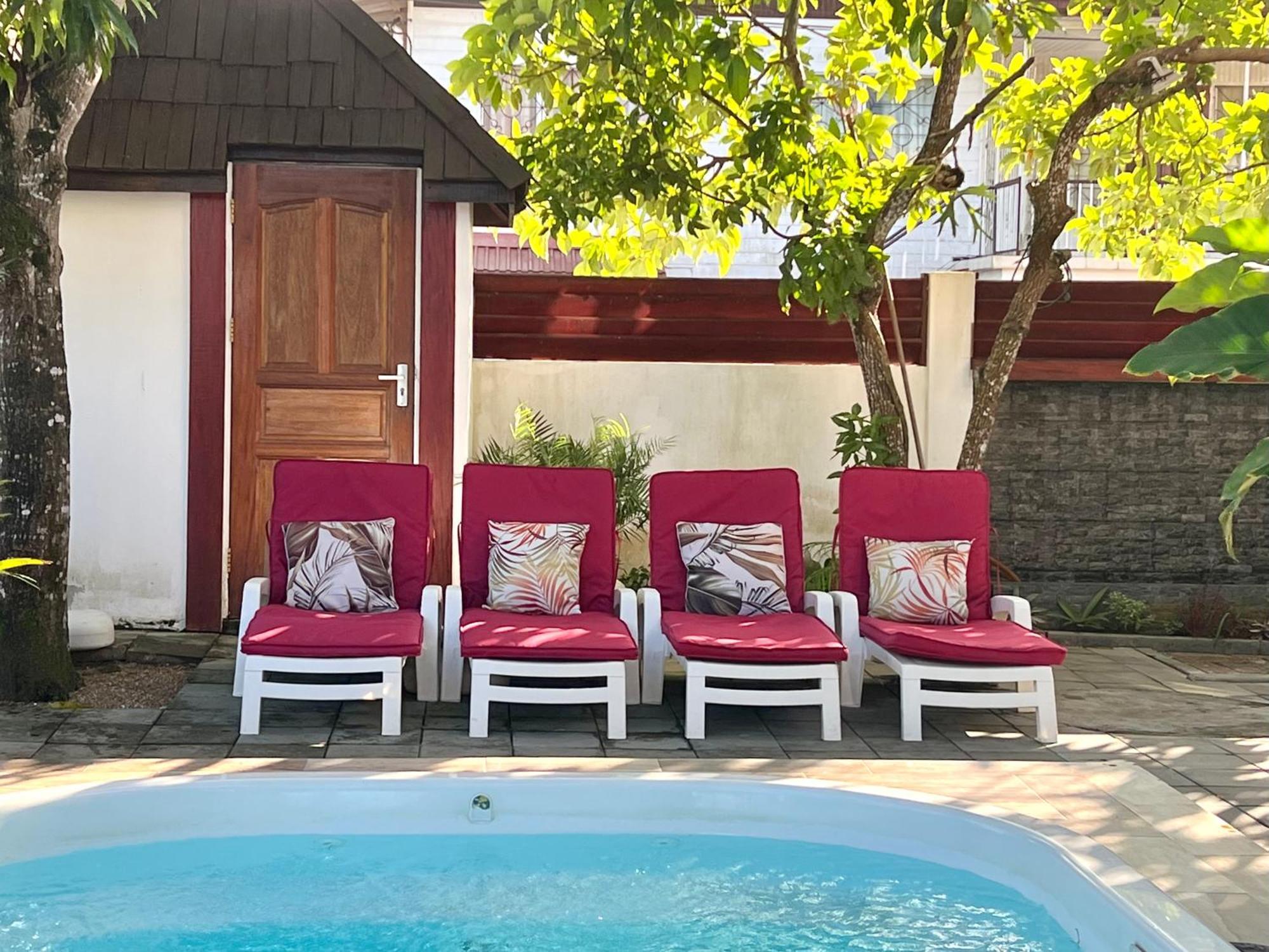 Villa Famiri Boutique Hotel Paramaribo Exterior photo